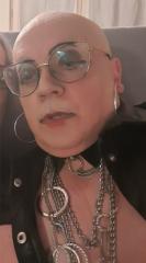 Annonce travesti SkinheadTina Paris-9e-arrondissement