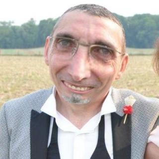 Annonce travesti Philip51460 Châlons-en-Champagne