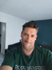 Annonce travesti Seb33240 Asques