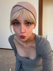 Annonce travesti Larry Aubres